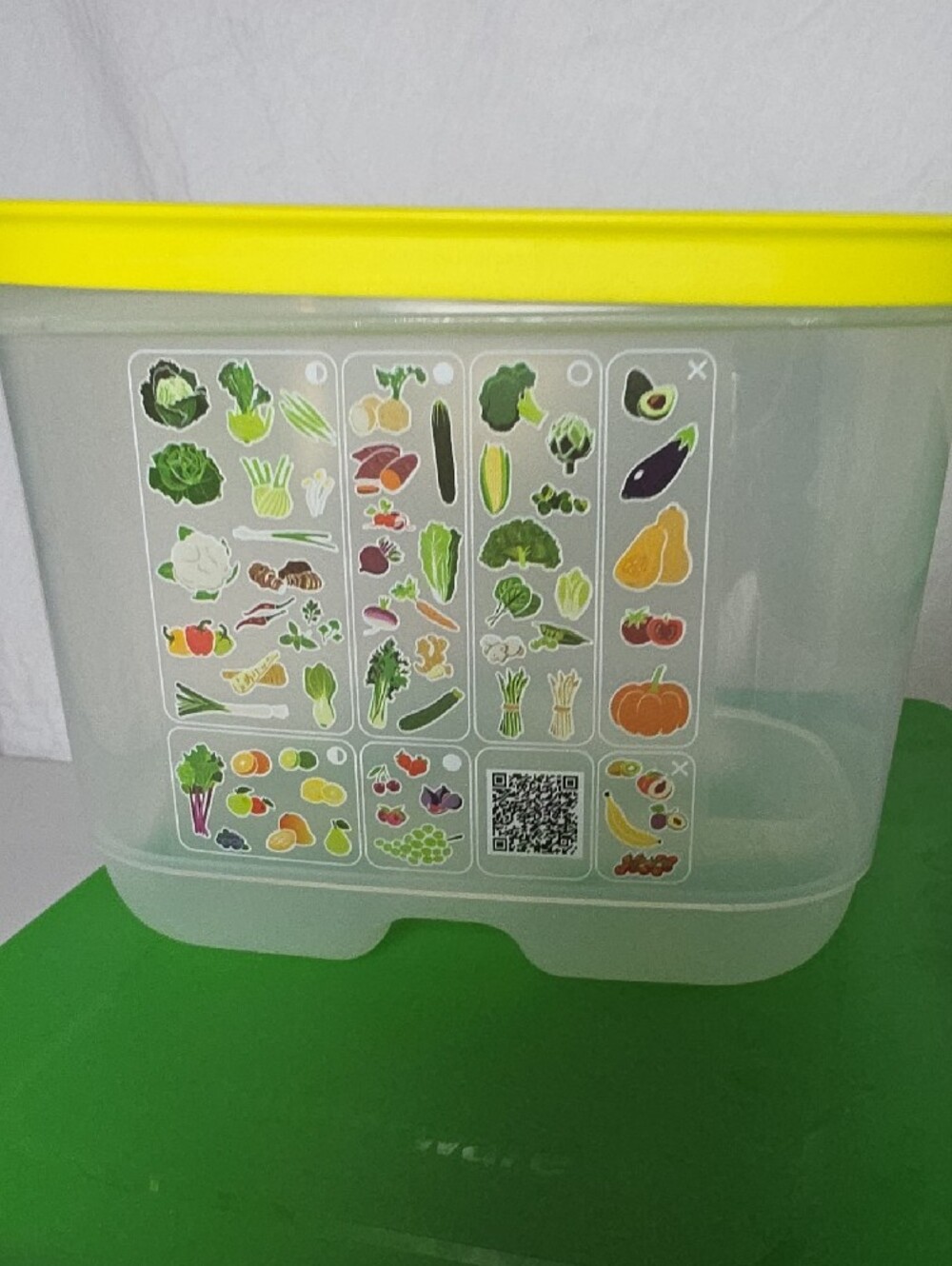 Tupperware Brand FridgeSmart Containers - Picture 6 of 7